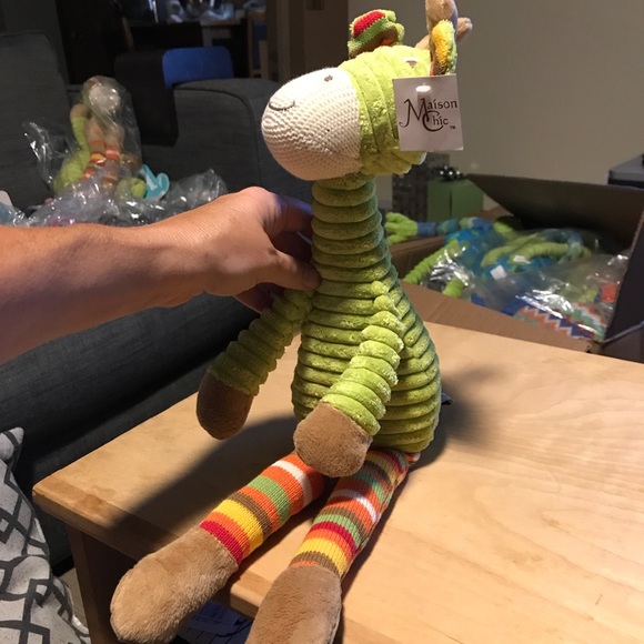 Grace the Giraffe plush by Maison Cihic, NWT! - Picture 2 of 4